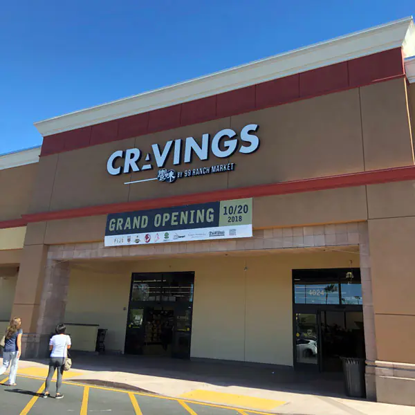Building signs in Grand Rapids