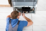 How to hire a great commercial refrigerator repairer