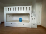 L-shaped bunk beds are a great space-saving solution